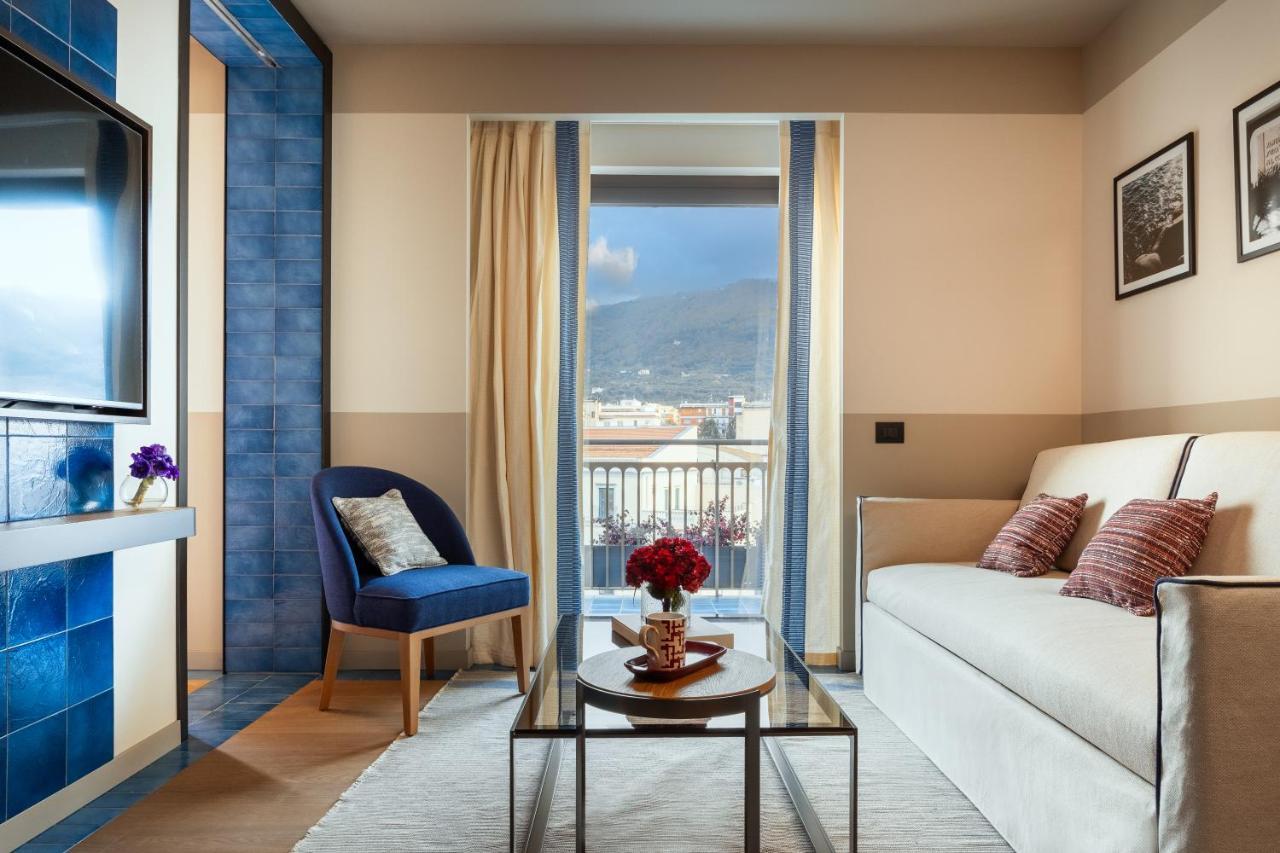 Carlton International 5*