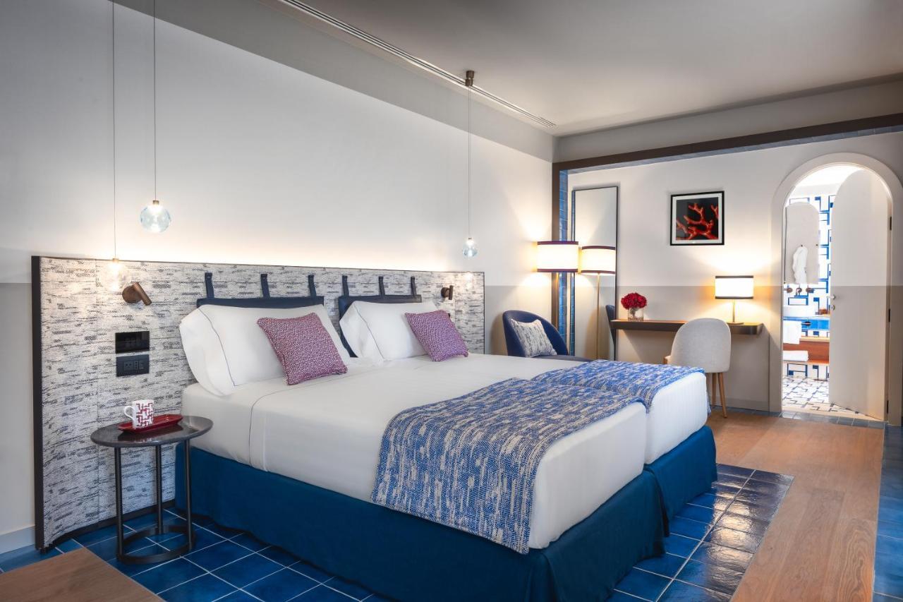 Hotel Carlton International