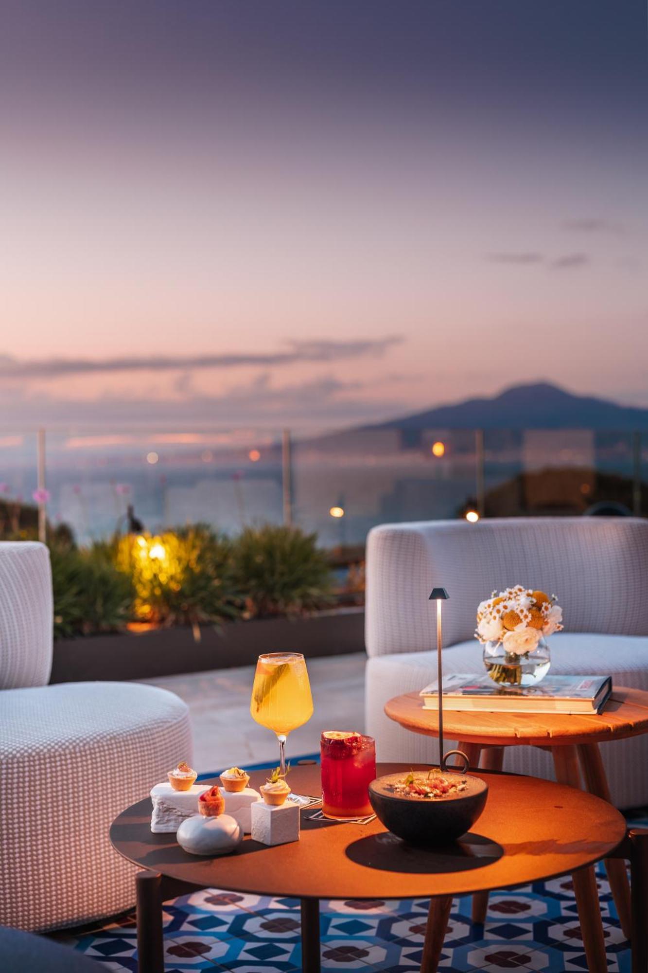 Carlton International 5*