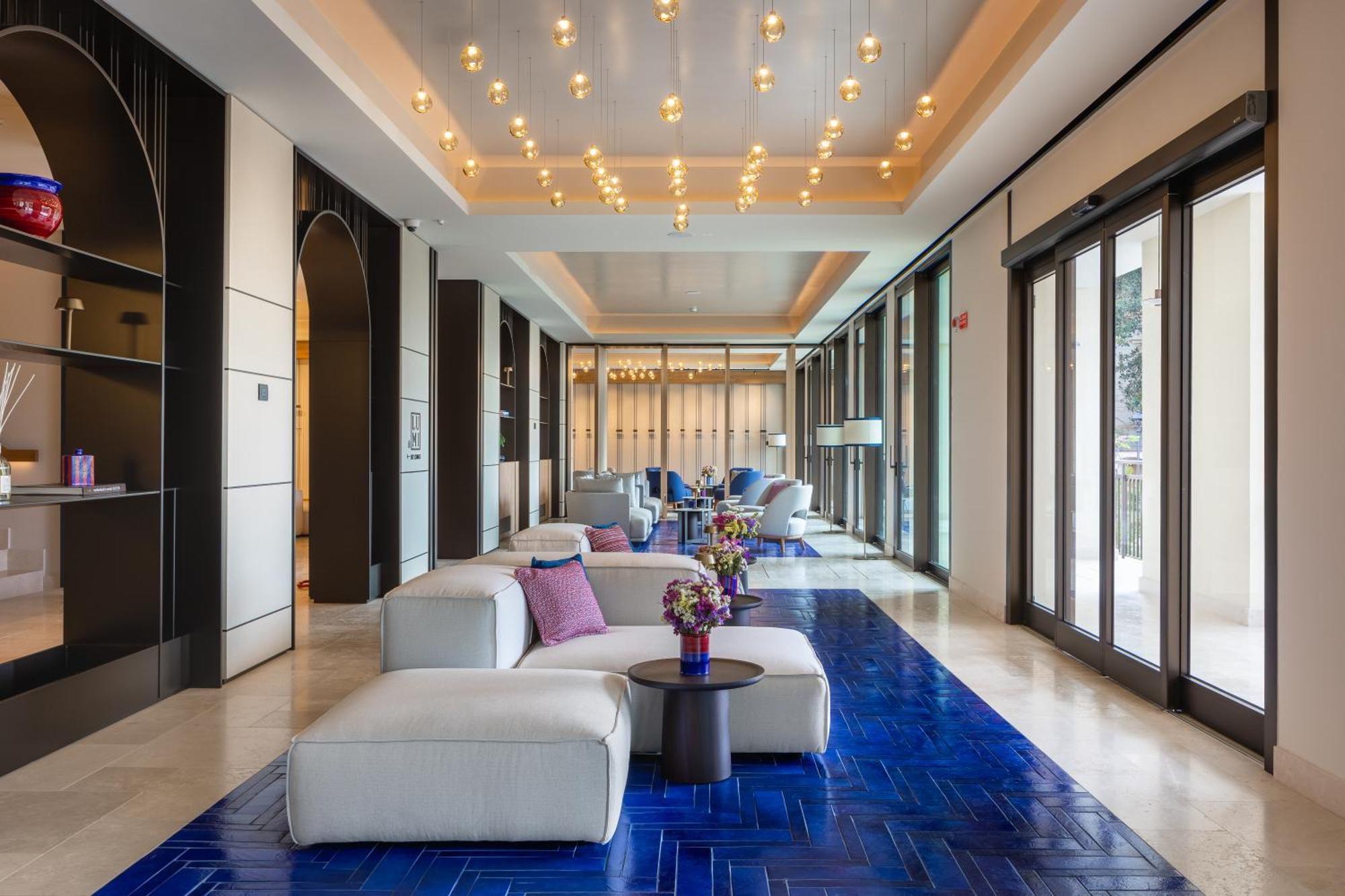 Carlton International 5*